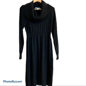 Old Navy Maternity Turtle-Neck Long-Sleeve dress